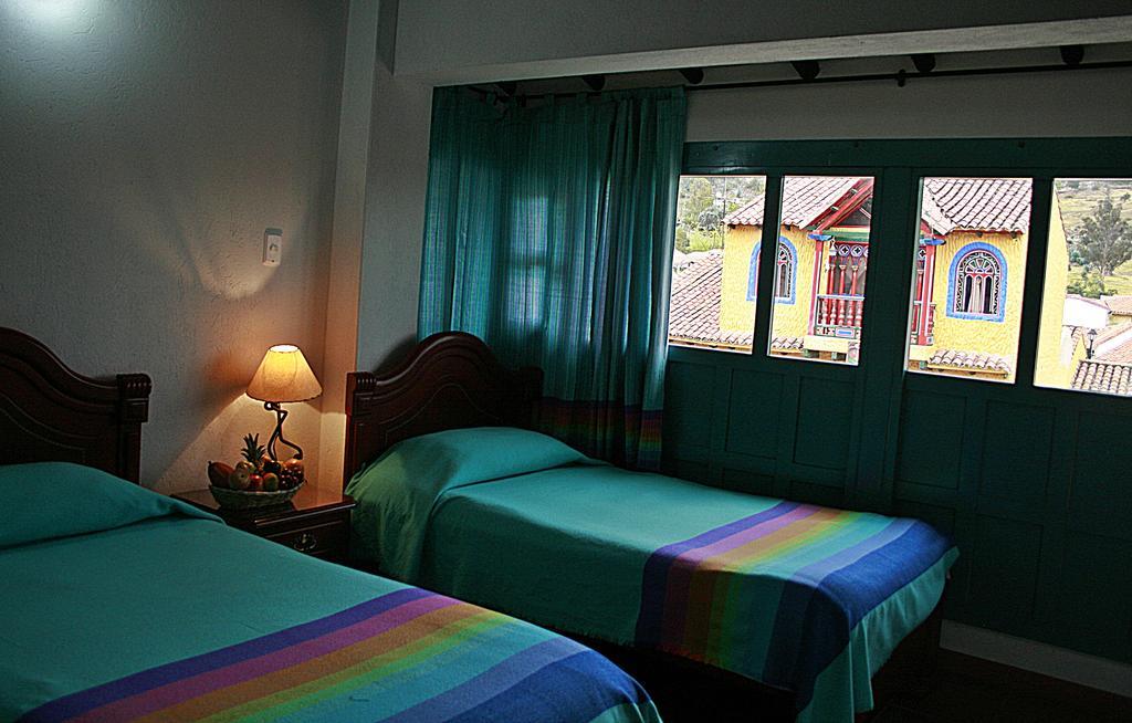 Hotel Los Geranios Duitama Ngoại thất bức ảnh