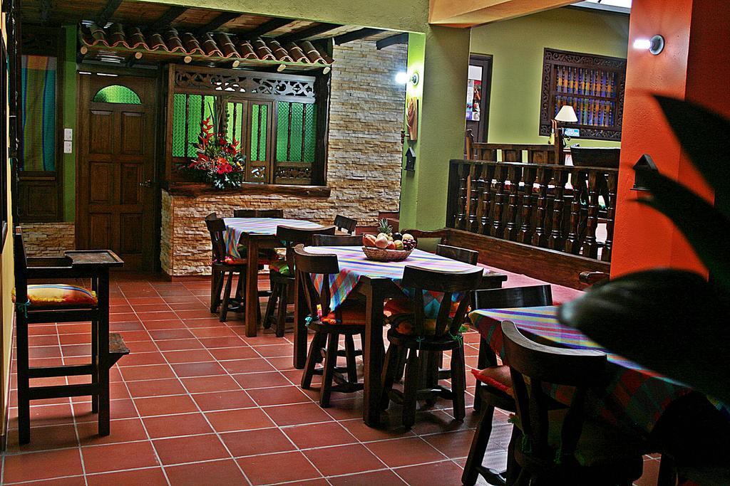 Hotel Los Geranios Duitama Ngoại thất bức ảnh